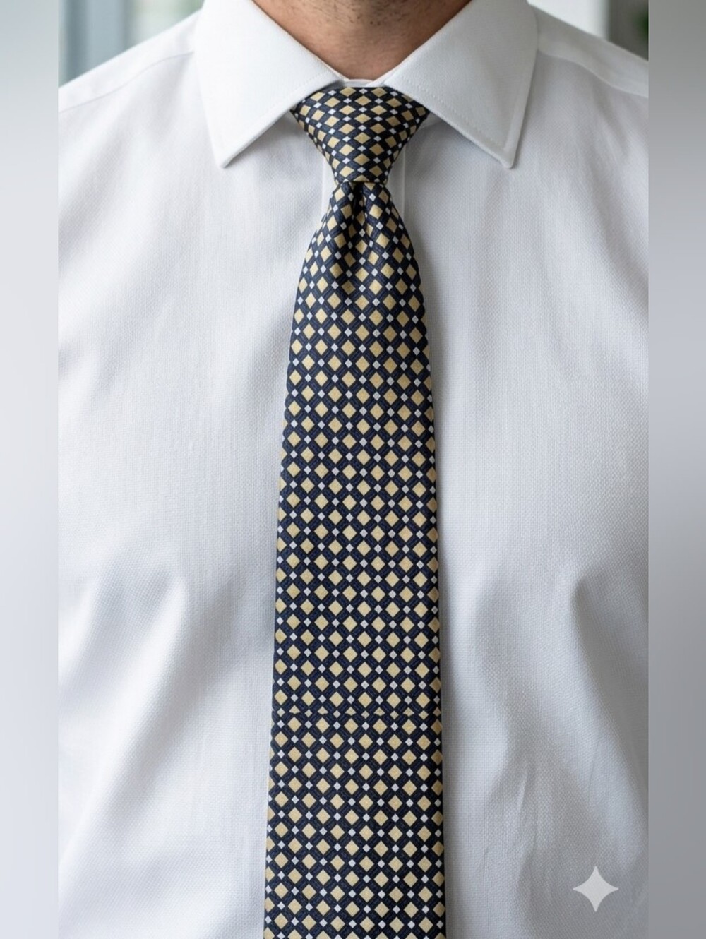 Donald J. Trump Signature Collection Necktie - Black/Gold Diamond 100% Silk